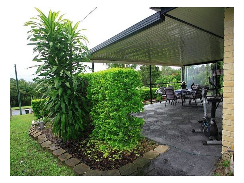 11 Carolyn Street, Dundowran Beach QLD 4655