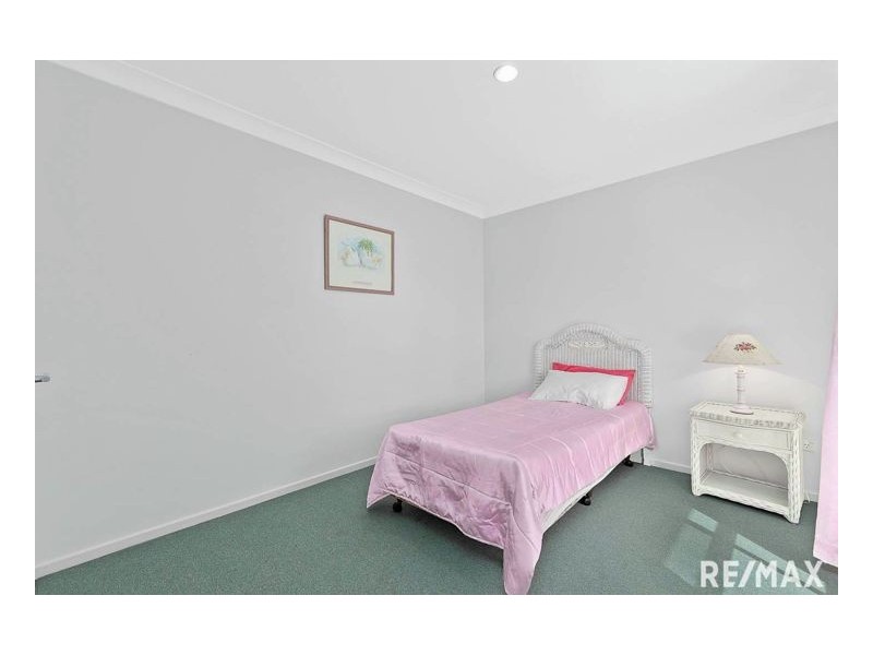 5 Russell Drive, River Heads QLD 4655