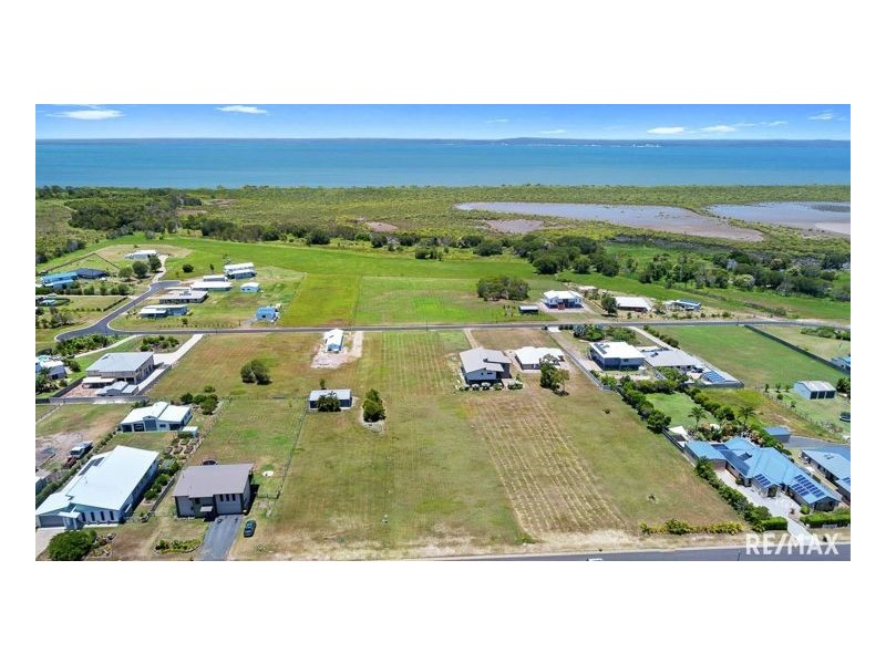 11 Woongoolbver Court, River Heads QLD 4655