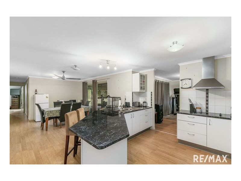 3 Scribbly Gum Court, Urraween QLD 4655