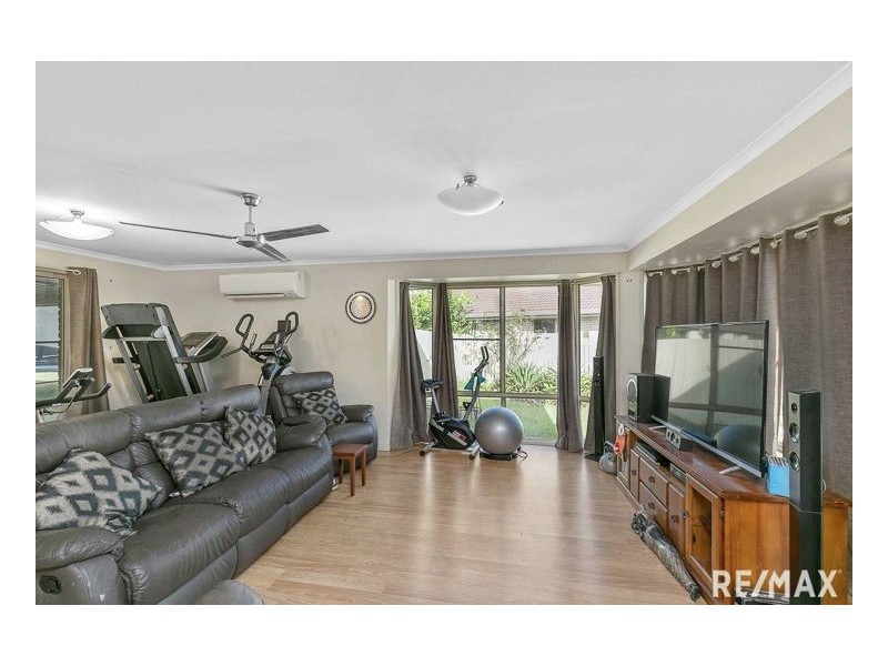 3 Scribbly Gum Court, Urraween QLD 4655