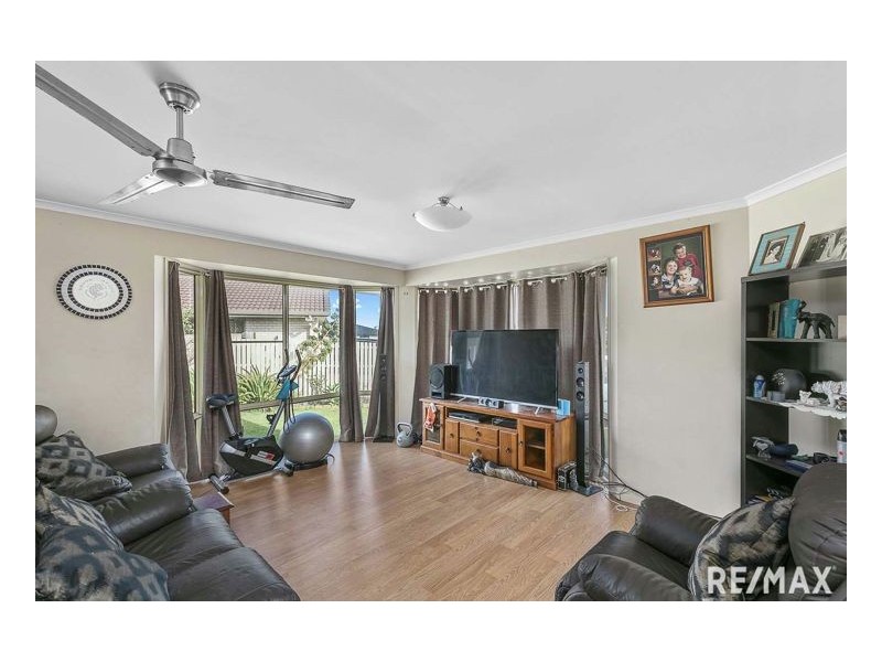 3 Scribbly Gum Court, Urraween QLD 4655