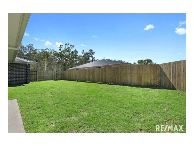 42 Halcyon Street, Wondunna QLD 4655