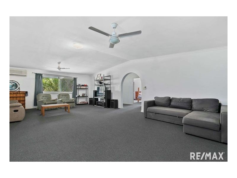 73 Sea Eagles Rd, Booral QLD 4655