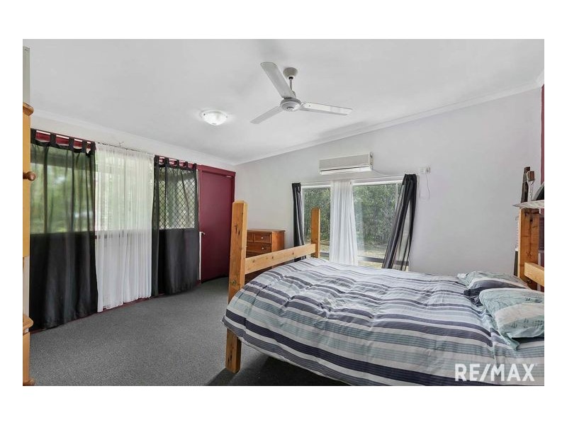 73 Sea Eagles Rd, Booral QLD 4655