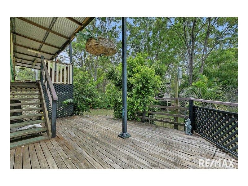 73 Sea Eagles Rd, Booral QLD 4655