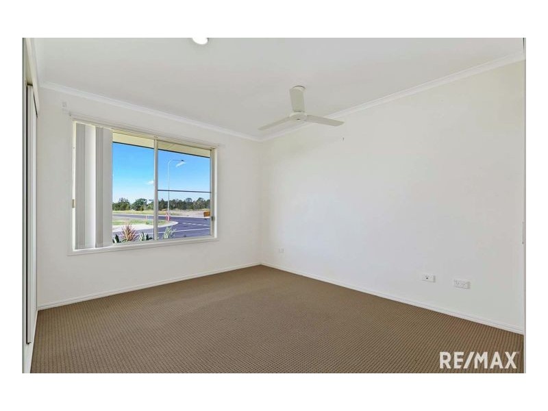 93 Endeavour Way, Eli Waters QLD 4655