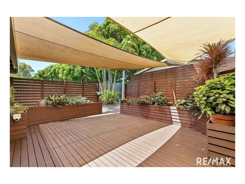 383 Boat Harbour Drive, Scarness QLD 4655