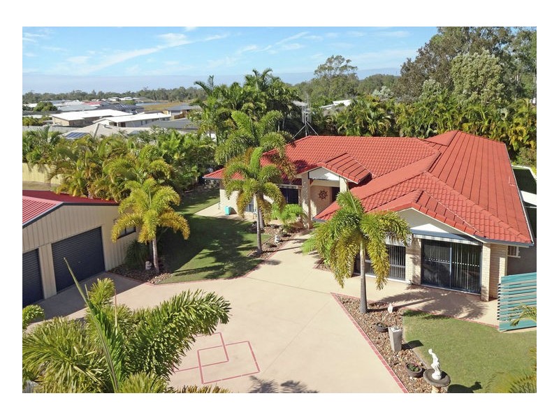 17 Fraser Waters Parade, Toogoom QLD 4655