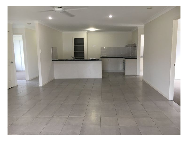 7 Bay Park Road, Wondunna QLD 4655