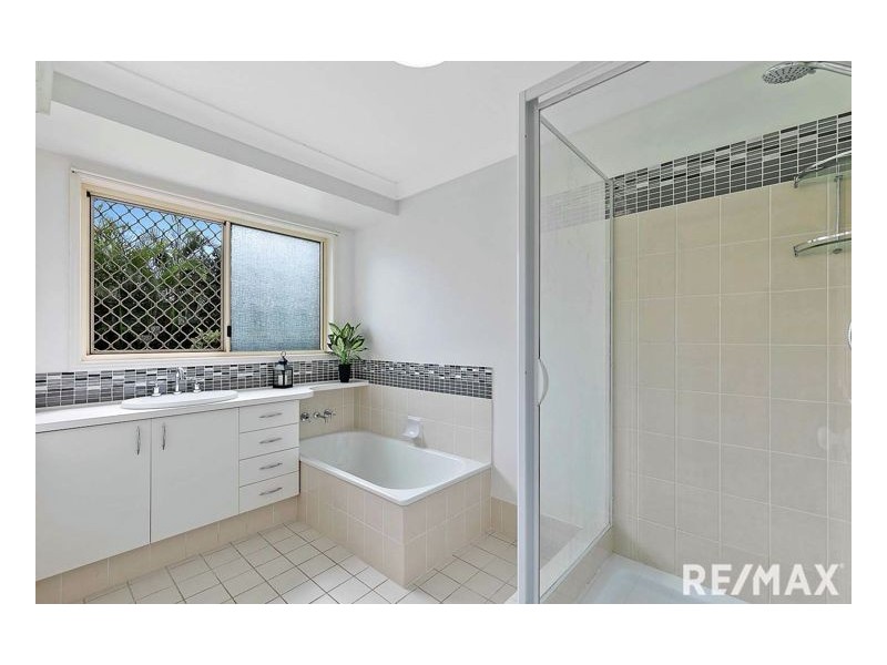 14 Mackay Dr, Kawungan QLD 4655