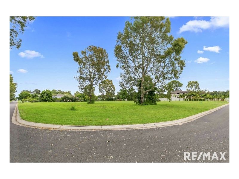 2 Dundowran Beach Esplanade, Dundowran Beach QLD 4655