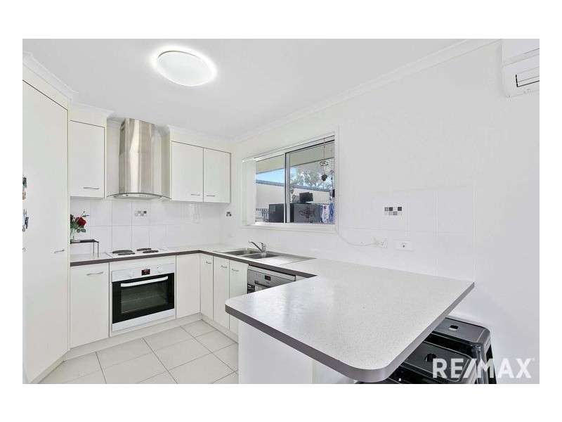 9 Jewel Court, Urangan QLD 4655