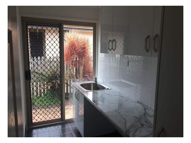 41 Brighton Street, Point Vernon QLD 4655