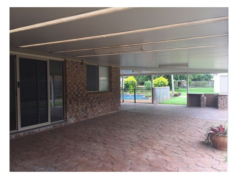 41 Brighton Street, Point Vernon QLD 4655