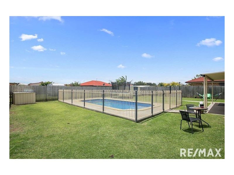 34 Archer Drive, Point Vernon QLD 4655