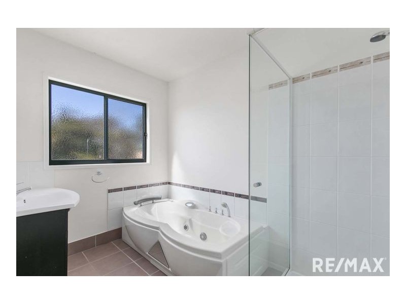 6 Deeds Court, Dundowran Beach QLD 4655