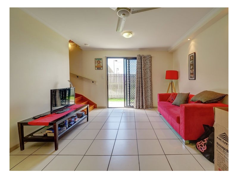 9/56-58 Main Street, Pialba QLD 4655