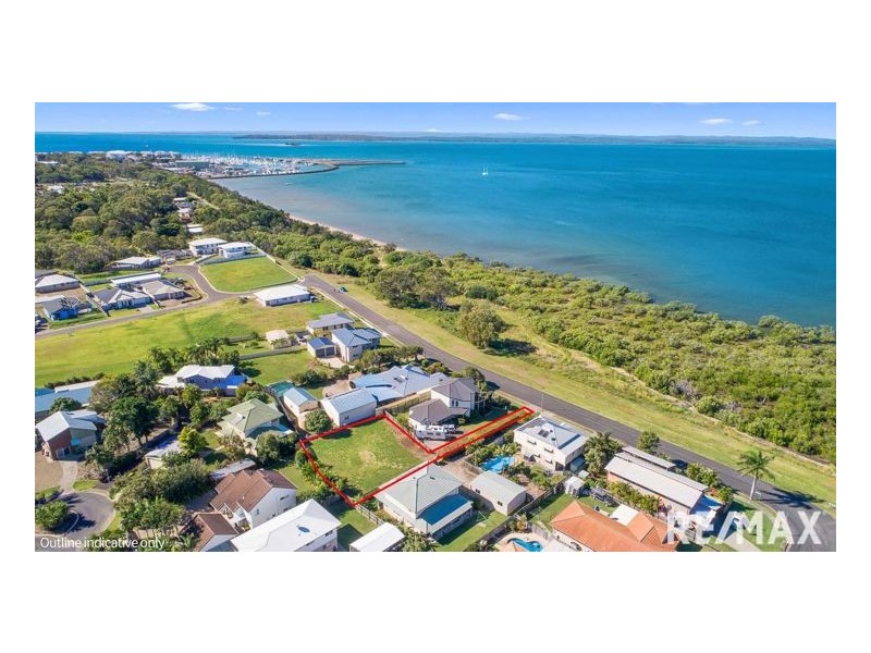 684a Charlton Esplanade, Urangan QLD 4655