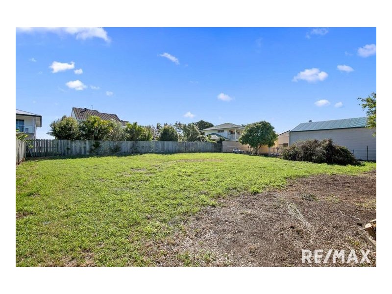 684a Charlton Esplanade, Urangan QLD 4655