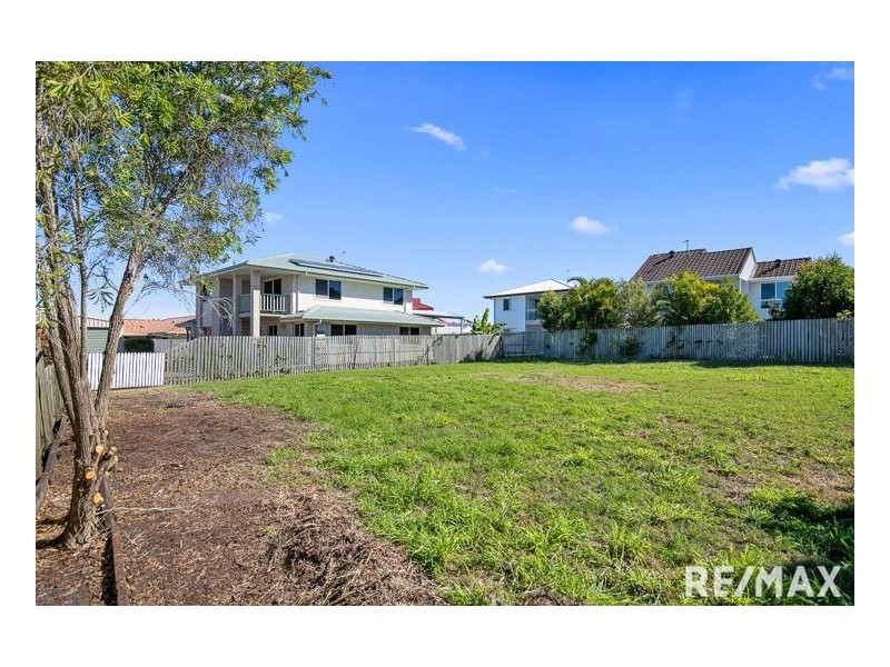 684a Charlton Esplanade, Urangan QLD 4655