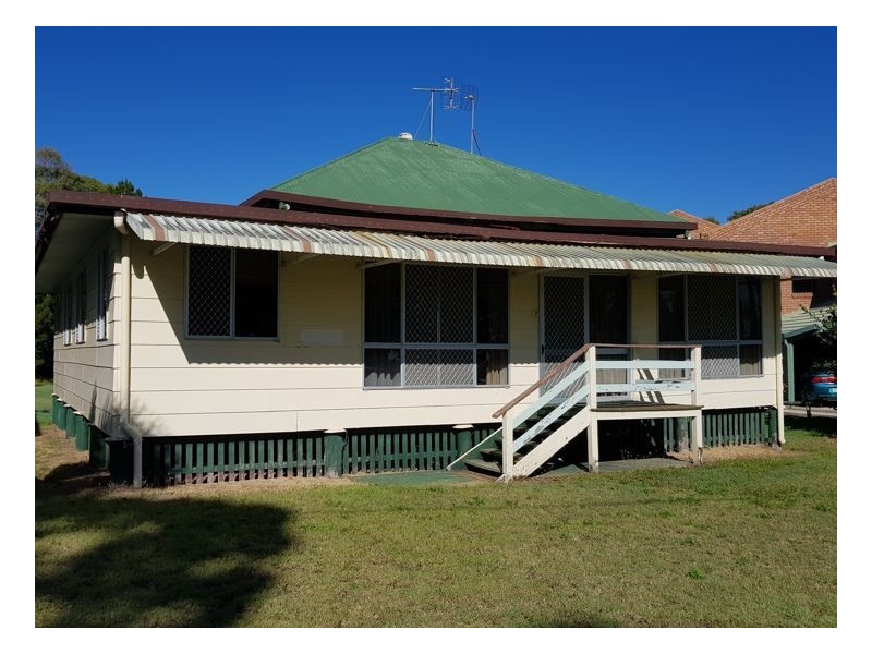 319 Esplanade, Scarness QLD 4655