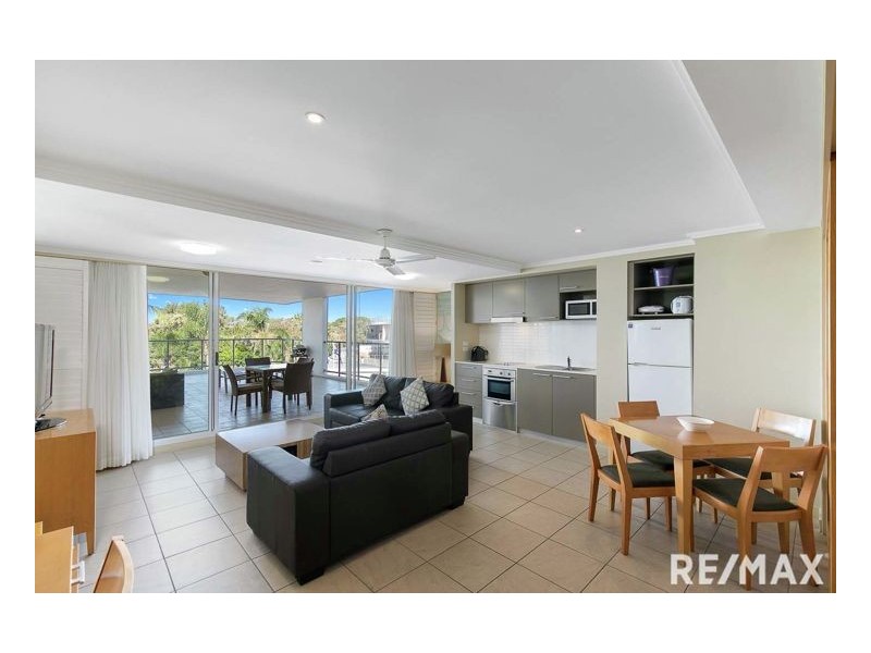 225/569 Esplanade, Urangan QLD 4655