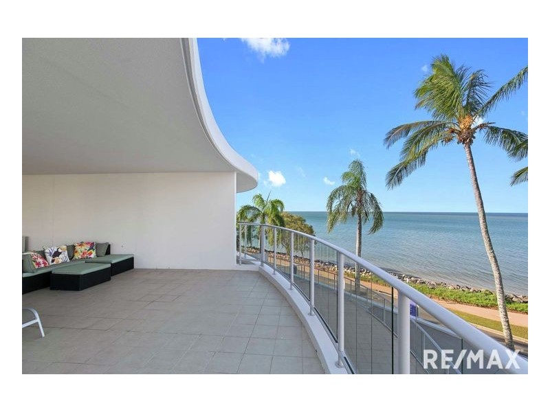 225/569 Esplanade, Urangan QLD 4655