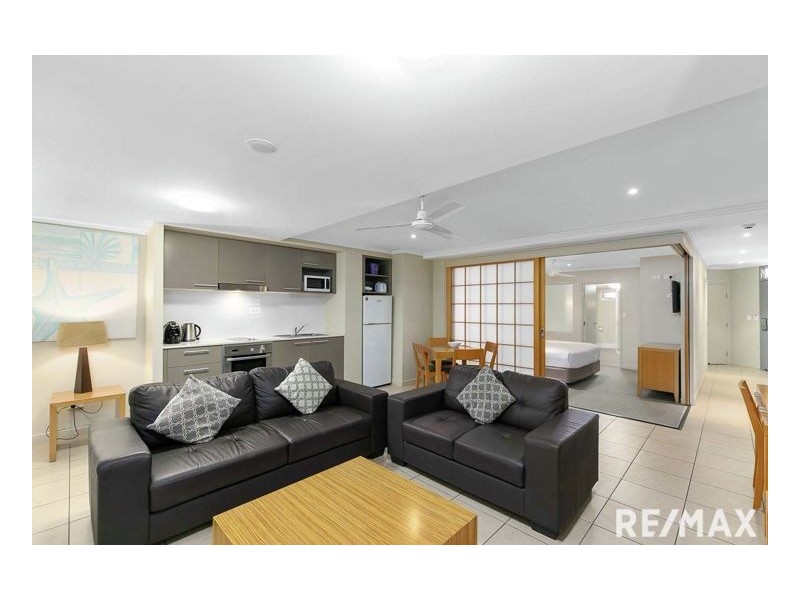 225/569 Esplanade, Urangan QLD 4655
