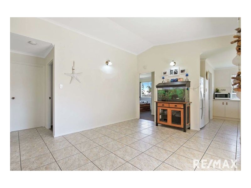 40 Tristania Crescent, Urangan QLD 4655