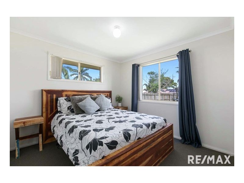 40 Tristania Crescent, Urangan QLD 4655
