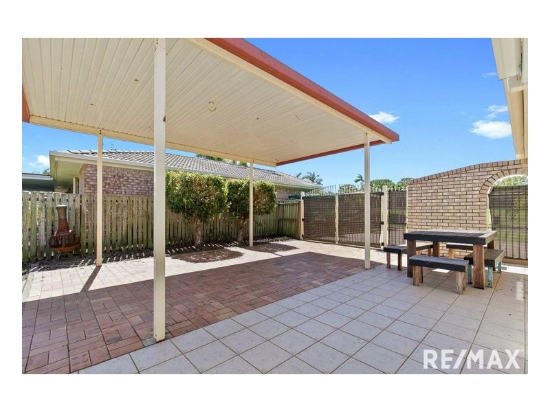 40 Tristania Crescent, Urangan QLD 4655