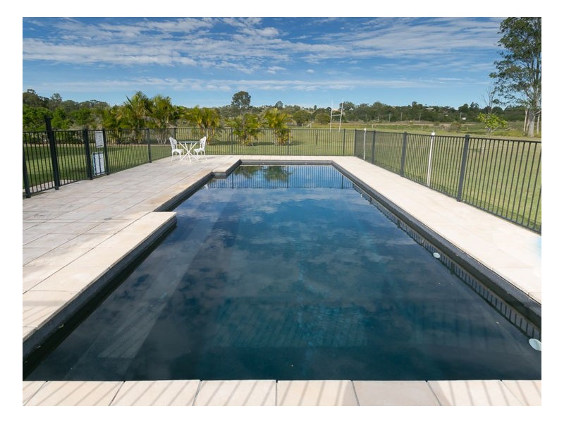 19 Simmos Road, Takura QLD 4655