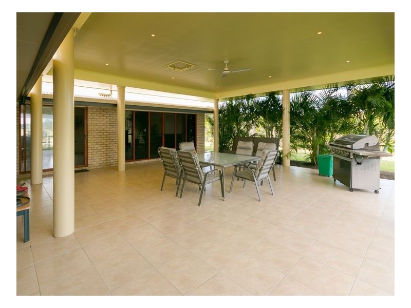 19 Simmos Road, Takura QLD 4655