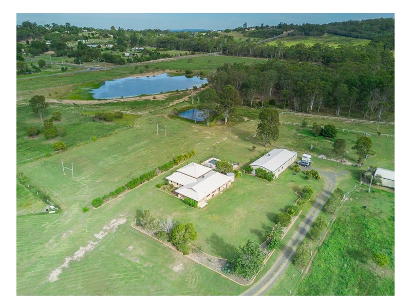 19 Simmos Road, Takura QLD 4655
