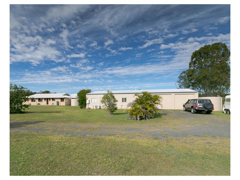 19 Simmos Road, Takura QLD 4655