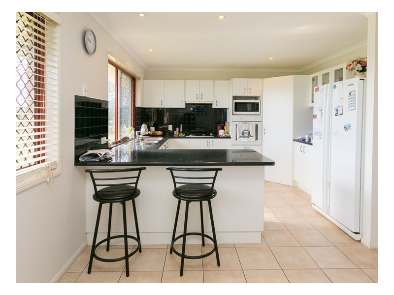 19 Simmos Road, Takura QLD 4655