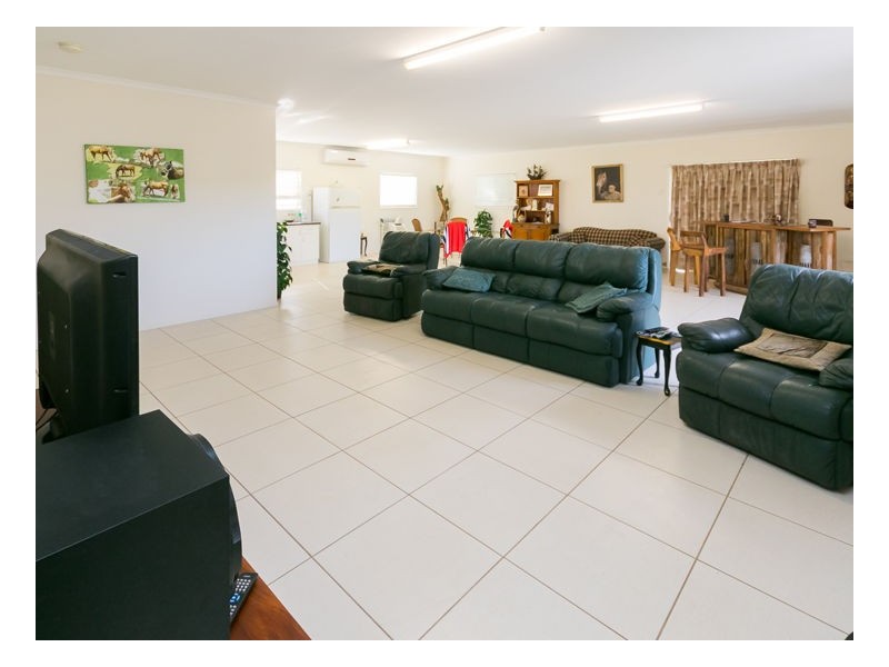 19 Simmos Road, Takura QLD 4655