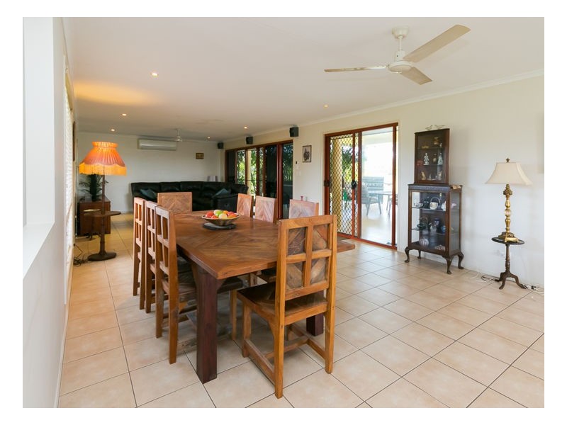 19 Simmos Road, Takura QLD 4655