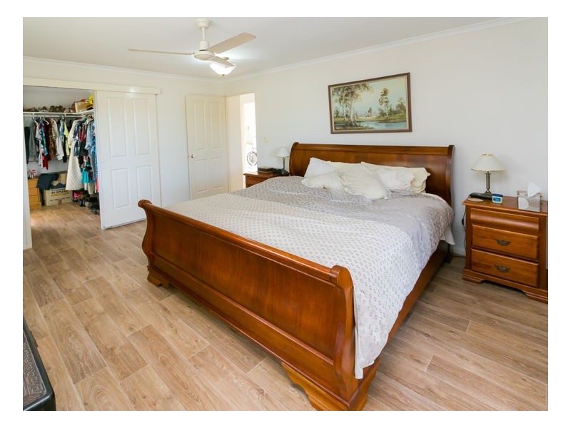 19 Simmos Road, Takura QLD 4655