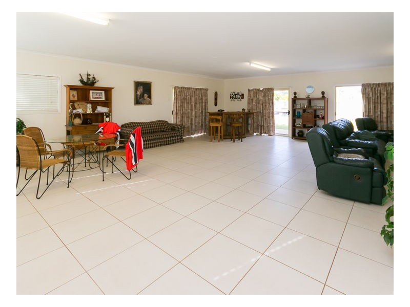 19 Simmos Road, Takura QLD 4655