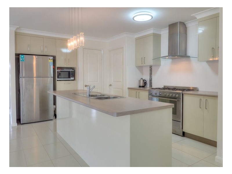 32 Cooks Road, Urraween QLD 4655