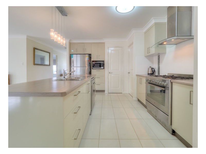 32 Cooks Road, Urraween QLD 4655