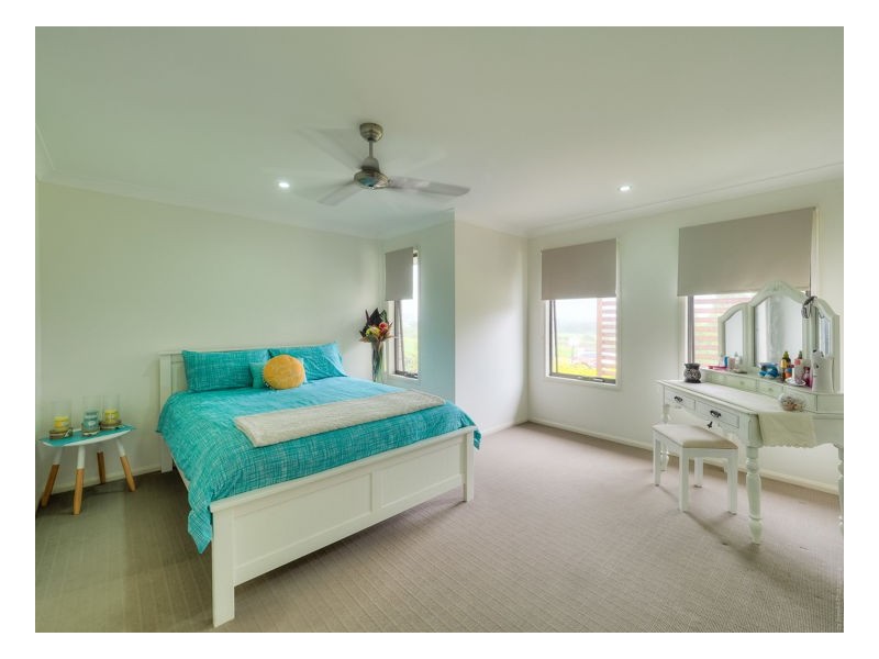32 Cooks Road, Urraween QLD 4655