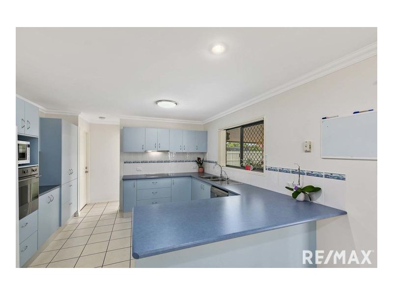 39 Bunya Court, Eli Waters QLD 4655