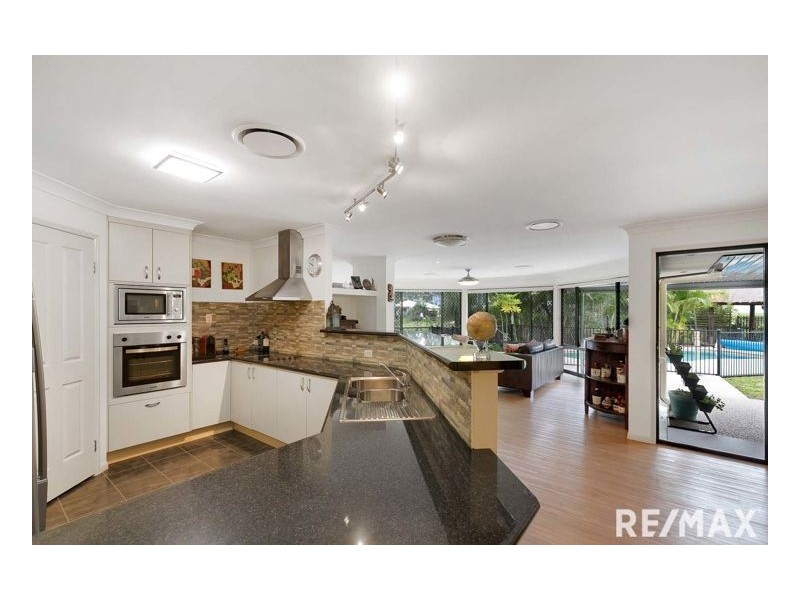 4 Jasmine Court, Dundowran Beach QLD 4655