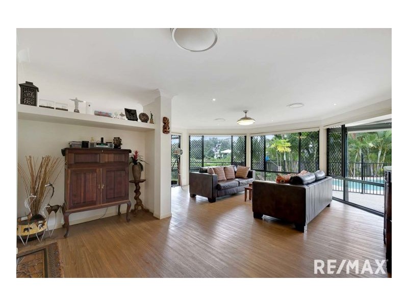 4 Jasmine Court, Dundowran Beach QLD 4655