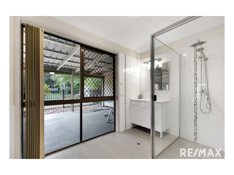9 Burralong Drive, Wondunna QLD 4655