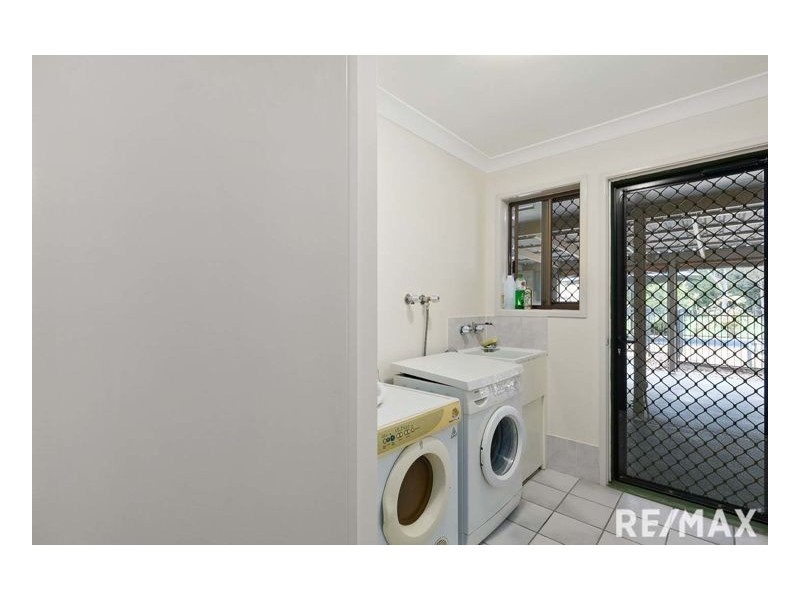 9 Burralong Drive, Wondunna QLD 4655