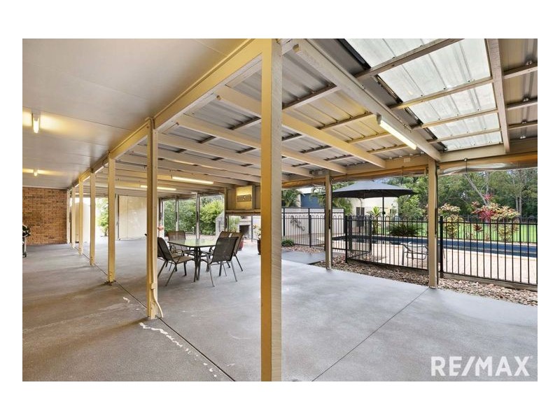 9 Burralong Drive, Wondunna QLD 4655